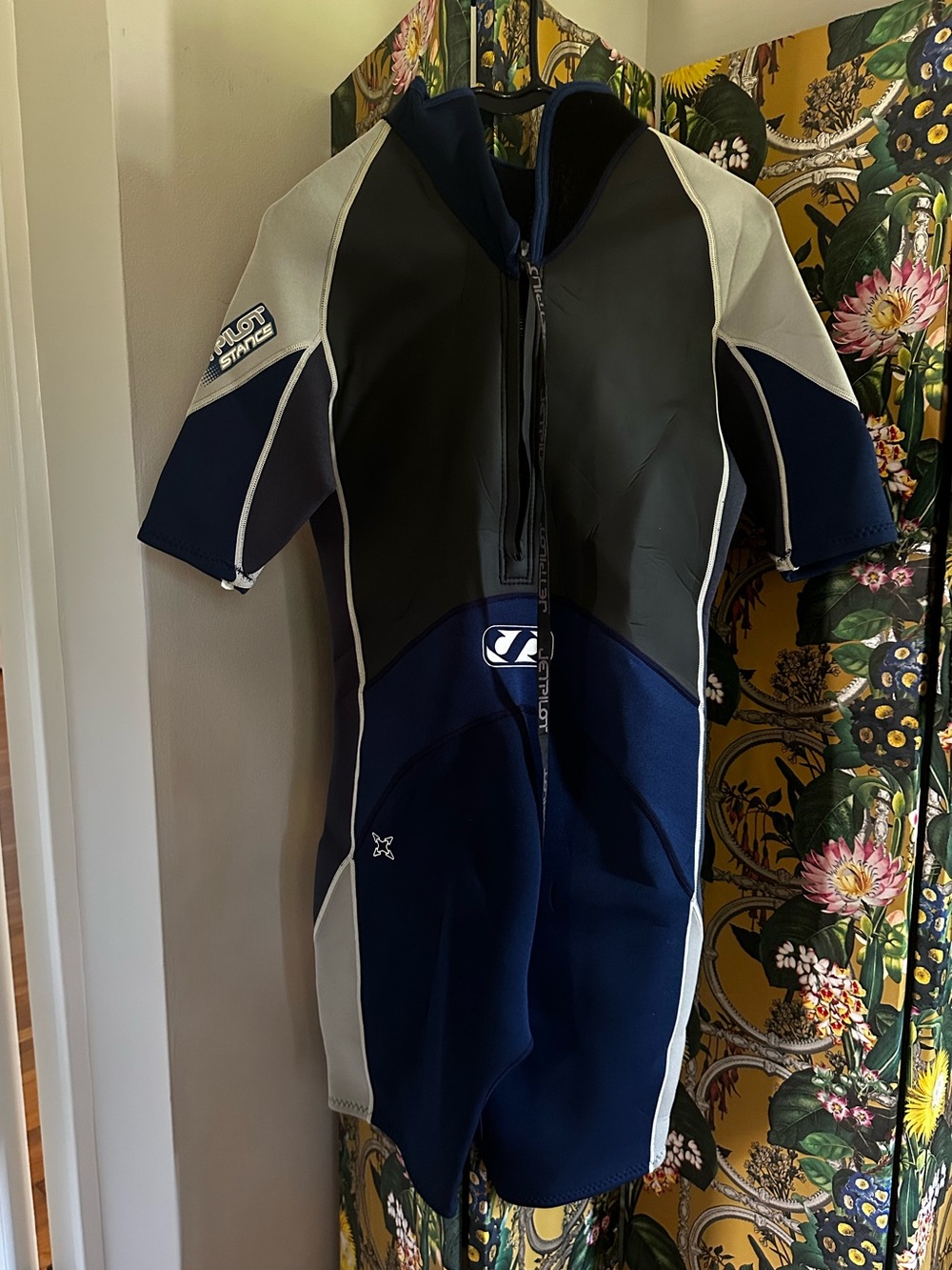 Jet Pilot 23mm Shorty Wetsuit Mens Large Swim Surfing L
